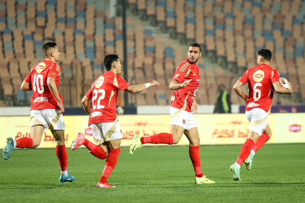 لاعبي الأهلي