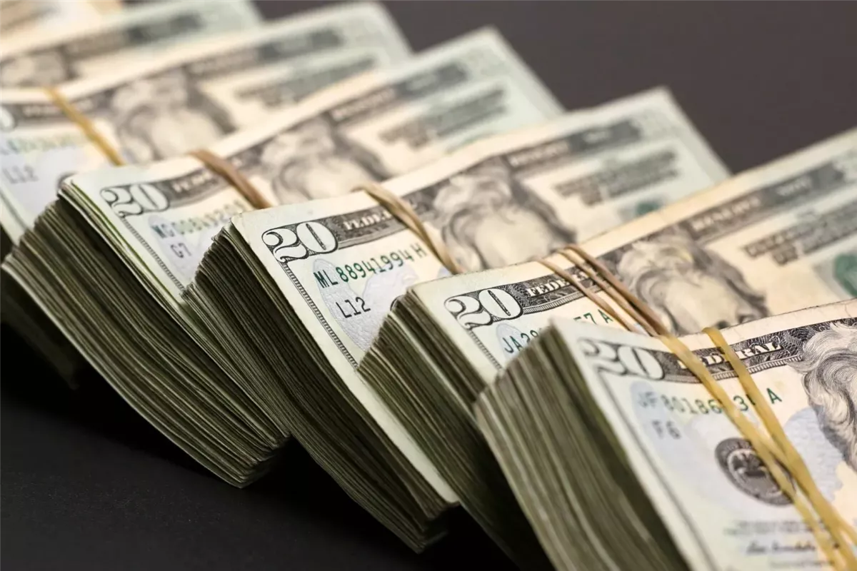 سعر الدولار اليوم