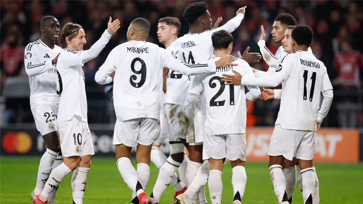 لاعبي ريال مدريد