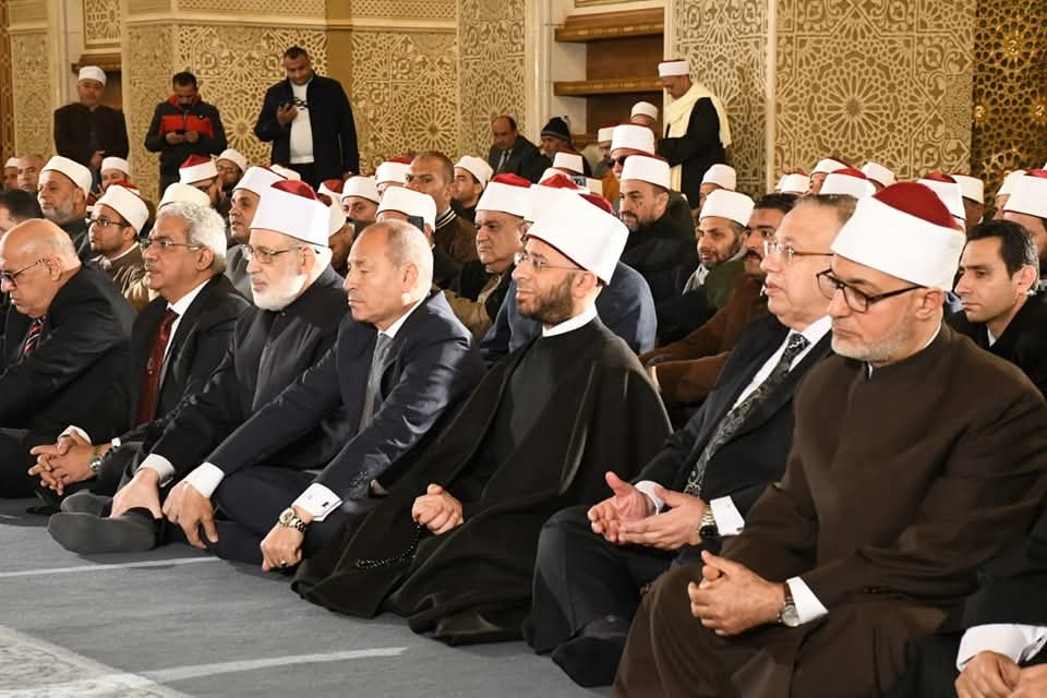 وزير الأوقاف والقيادات الدينية والوطنية