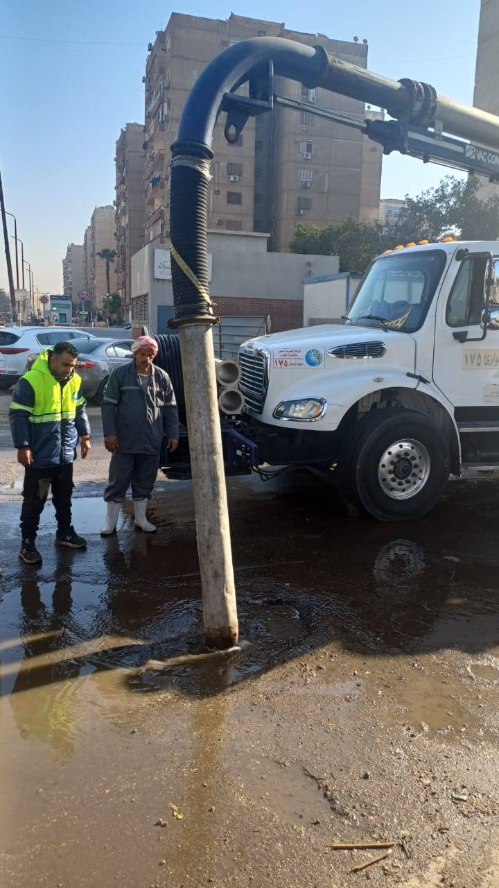 سيارات شفط المياه