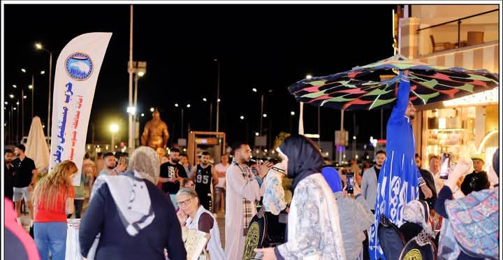 الزائرين للمعرض
