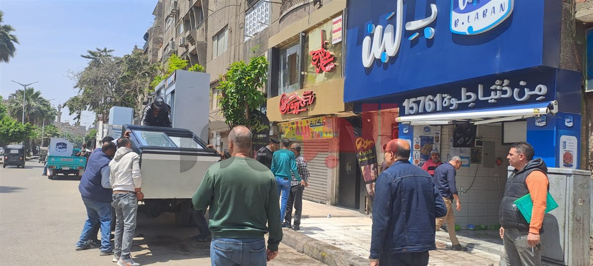 غلق فروع محلات بـ لبن&nbsp;