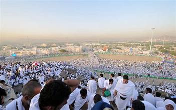 موعد وقفة عرفات 2025 فلكيًا