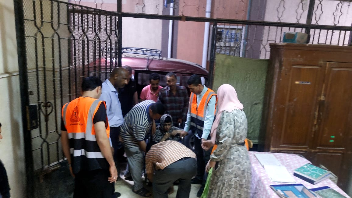 جانب من اصطحاب الفتيات لدار رعاية