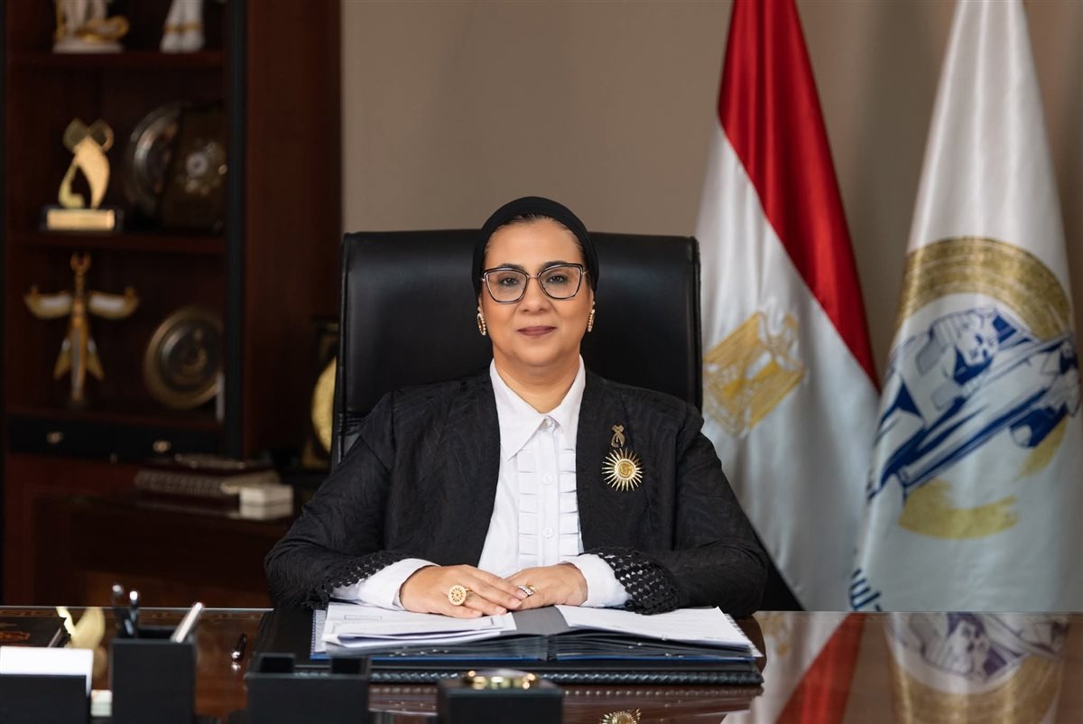 <strong>المستشارة أمل عمار</strong>