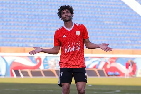 عمرو ناصر
