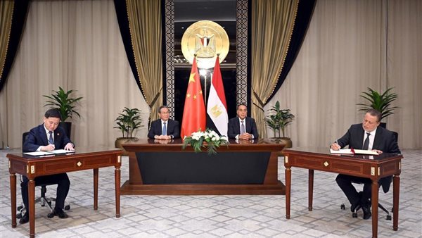 توقيع محافظ البنك المركزي مع نظيره الصيني