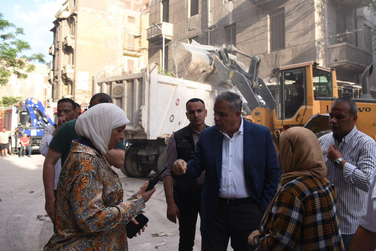 انهيار عقار في الإسكندرية