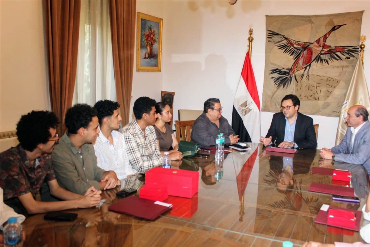 الفائزين بمهرجان المسرح الجامعي