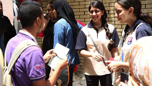 طلاب الثانوية العامة
