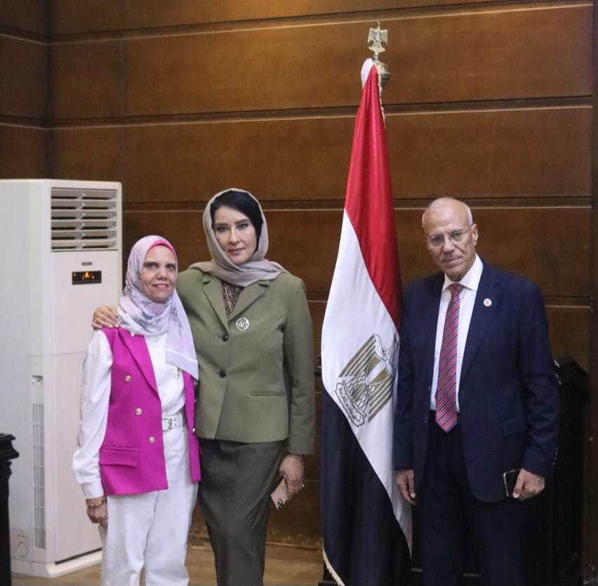 <strong>مهرجان الطفولة فوق العادة</strong>