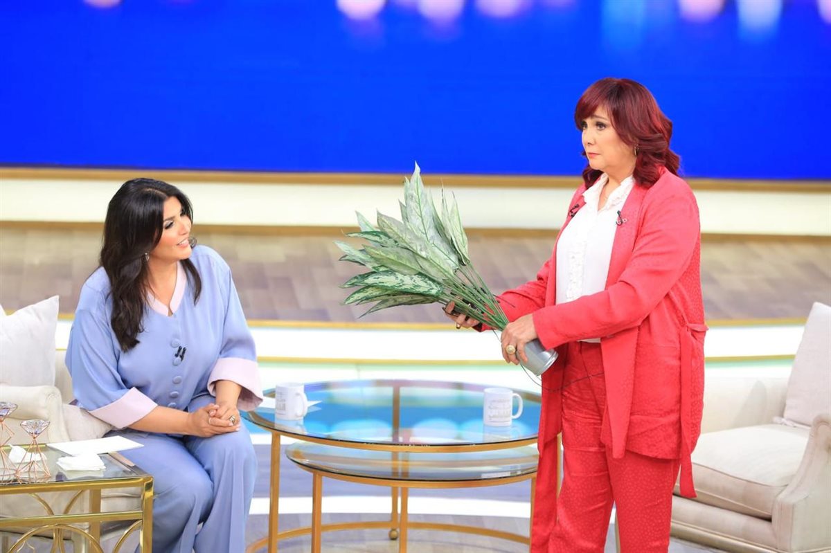 <strong>شيرين ومنى الشاذلي</strong>