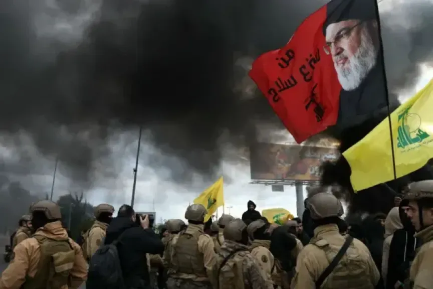 <strong>لبنان تواصل مناقشة خطة تنفيذ نزع السلاح من حزب الله</strong>