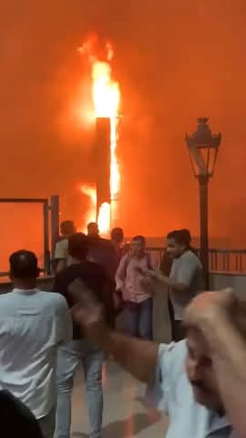 حريق عددا من المحلات بشبرا الخيمة