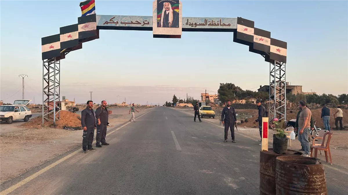 ترامب يتوسط لإنشاء ممر إنساني بين إسرائيل والسويداء