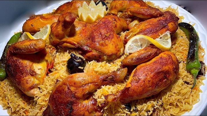 <strong>مندي الدجاج بالفحم</strong>