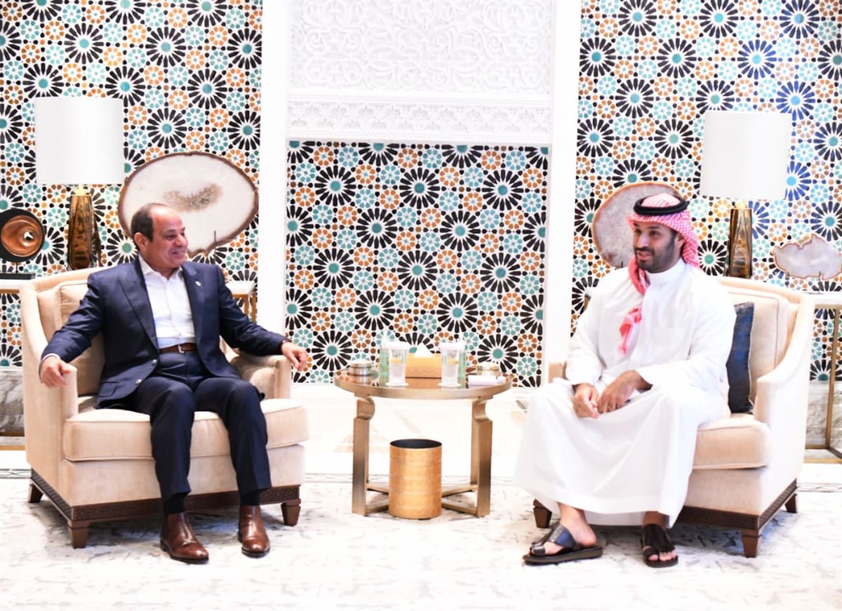 الرئيس السيسي وولي العهد السعودي يؤكدان رفض أية محاولات لتهجير الفلسطينيين من أرضهم