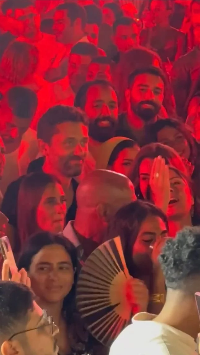 <strong>كريم محمود عبد العزيز وزوجته</strong>