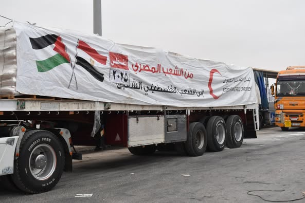 <strong>زاد العزة 21 تحمل 3500 طن حياة إلى غزة</strong>