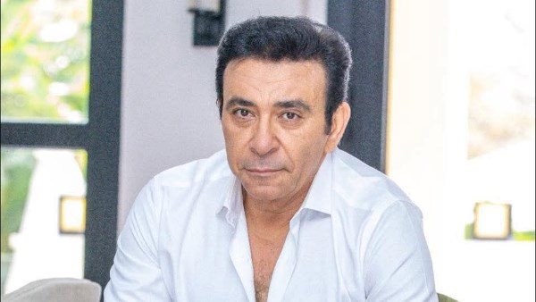 <strong>الإعلامي عاطف كامل</strong>