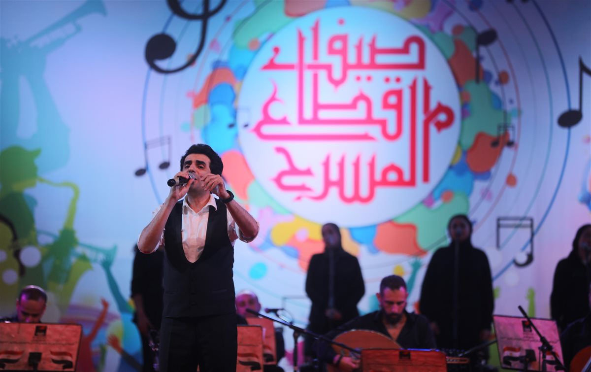 <strong>برنامج 