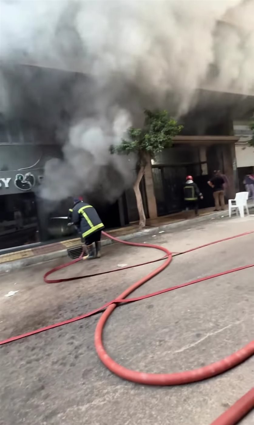&nbsp;حريق داخل معرض دراجات بخارية بالإسكندرية
