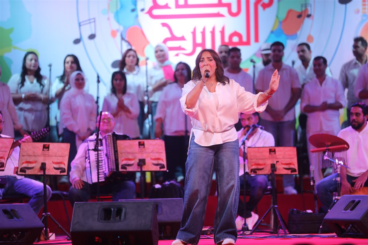 <strong>برنامج