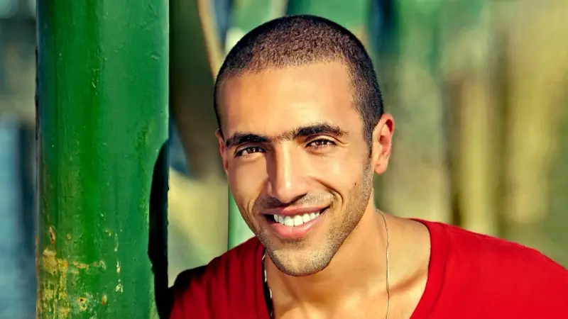 عمرو ستين