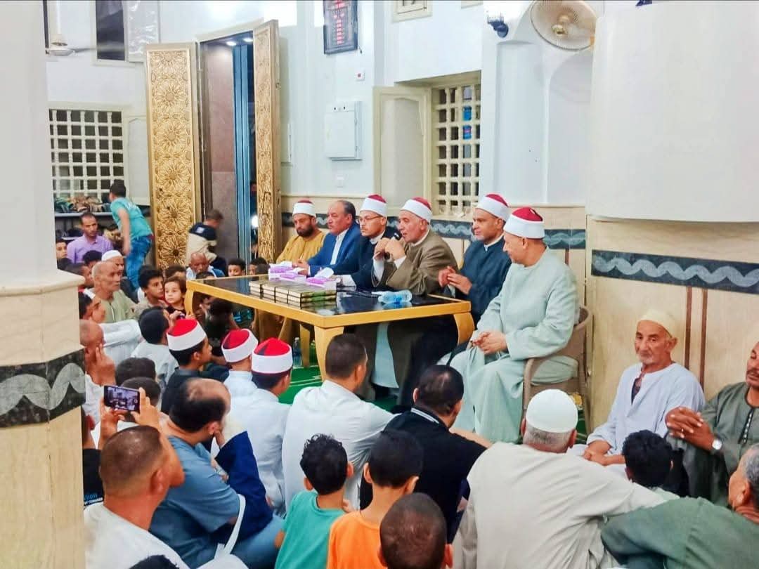 وكيل وزارة الاوقاف اثناء الاحتفال