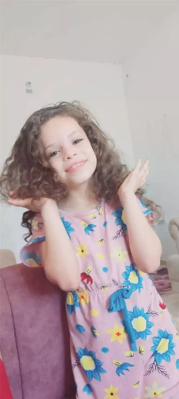 <strong>من أنقاض غزة لعضة كلب في القاهرة.. الطفلة جوري تفقد حياتها مرتين</strong>