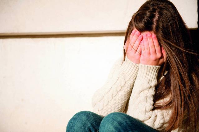 الآثار النفسية والصحية لختان الإناث&nbsp;
