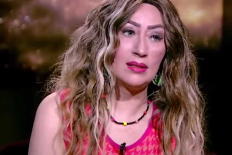 <strong>إيناس مكي</strong>