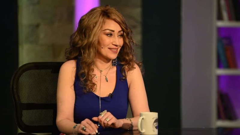 <strong>إيناس مكي</strong>
