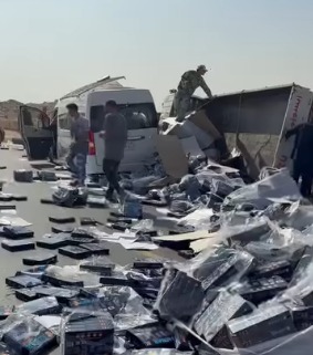 محملة ورق.. مصرع وإصابة 9 أشخاص في حادث تصادم في المنيب