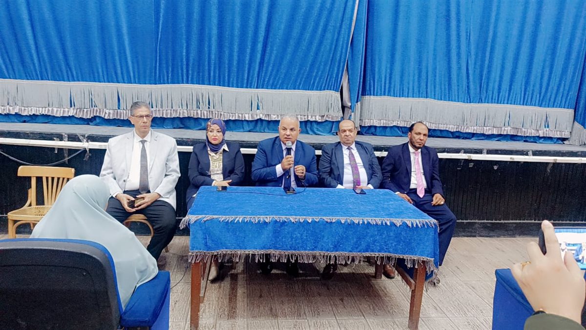 جانب من ندوة احتفالات اكتوبر