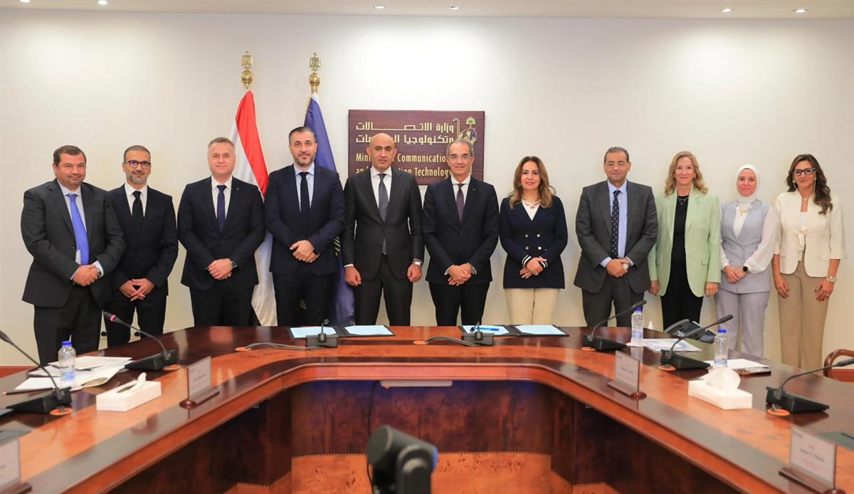 عمرو طلعت وزير الاتصالات وتكنولوجيا المعلومات&nbsp;