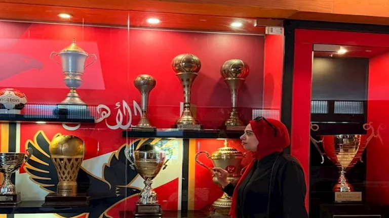 منار سعيد مرشحة الأهلي السابقة