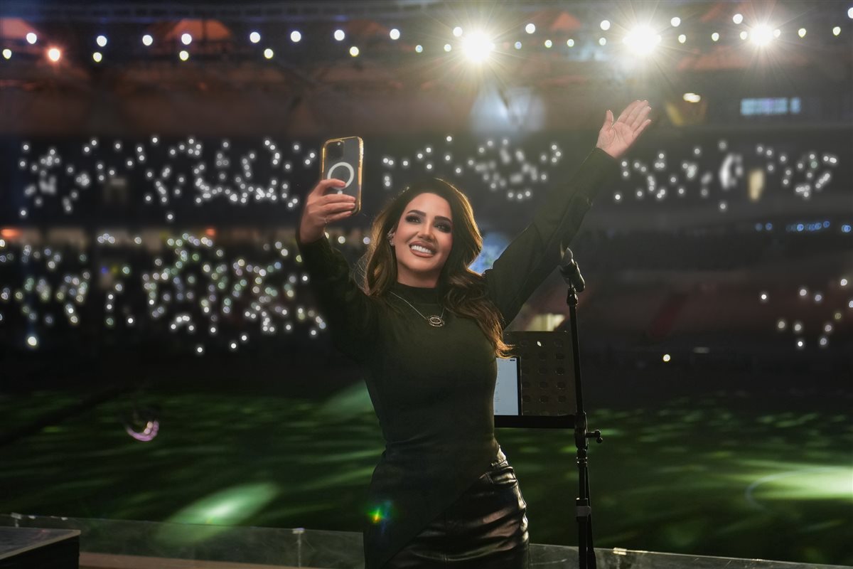 <strong>ديانا حداد</strong>