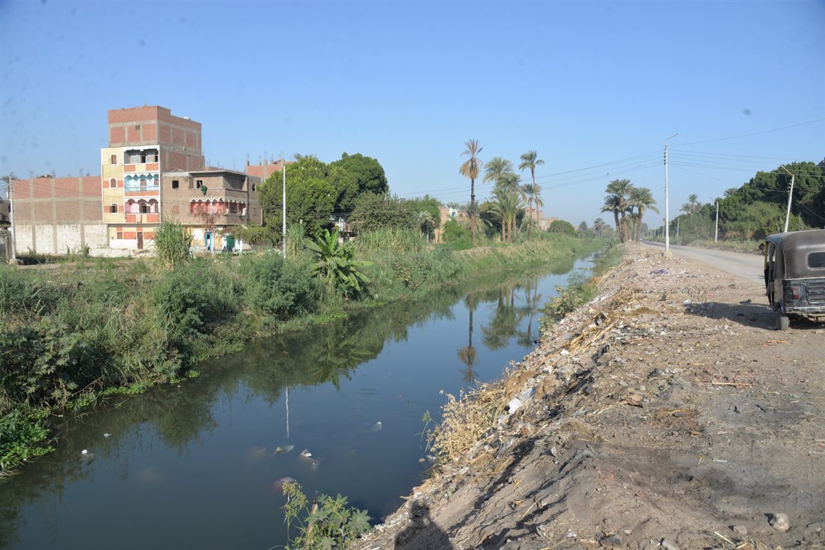 توجيه عاجل من محافظ أسيوط بعد حادث مصرف قناطر حواس