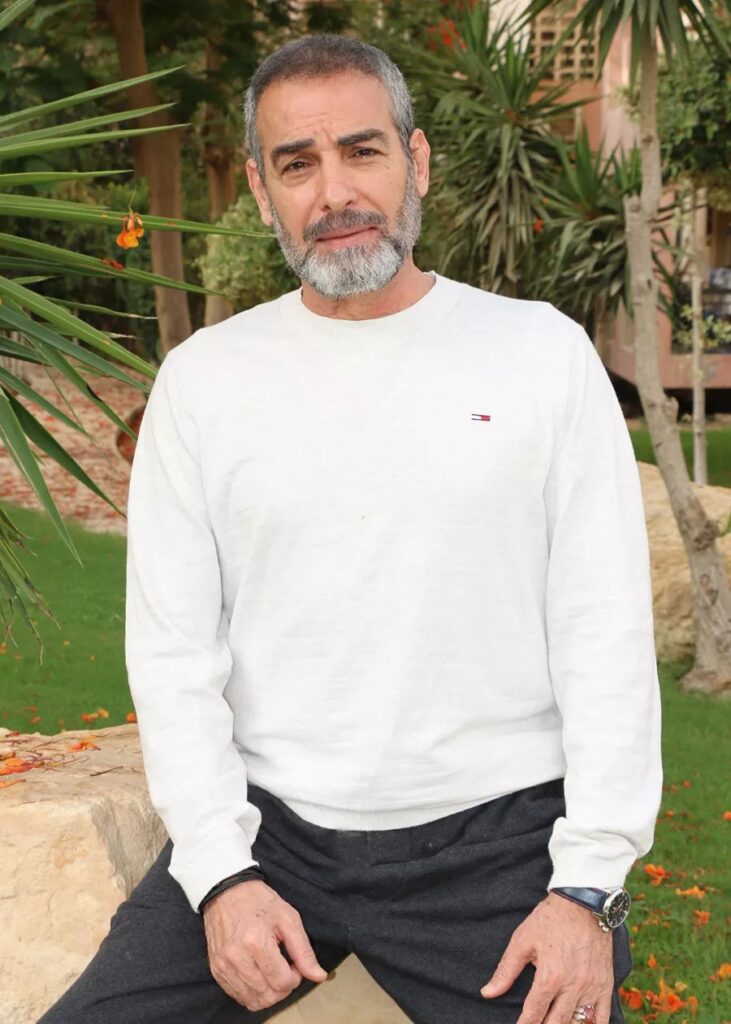 <strong>أحمد عبد العزيز</strong>