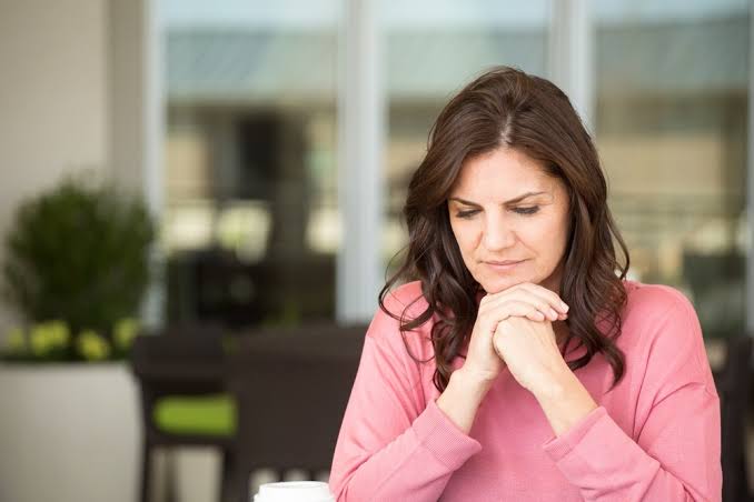 أعراض إنقطاع الطمث