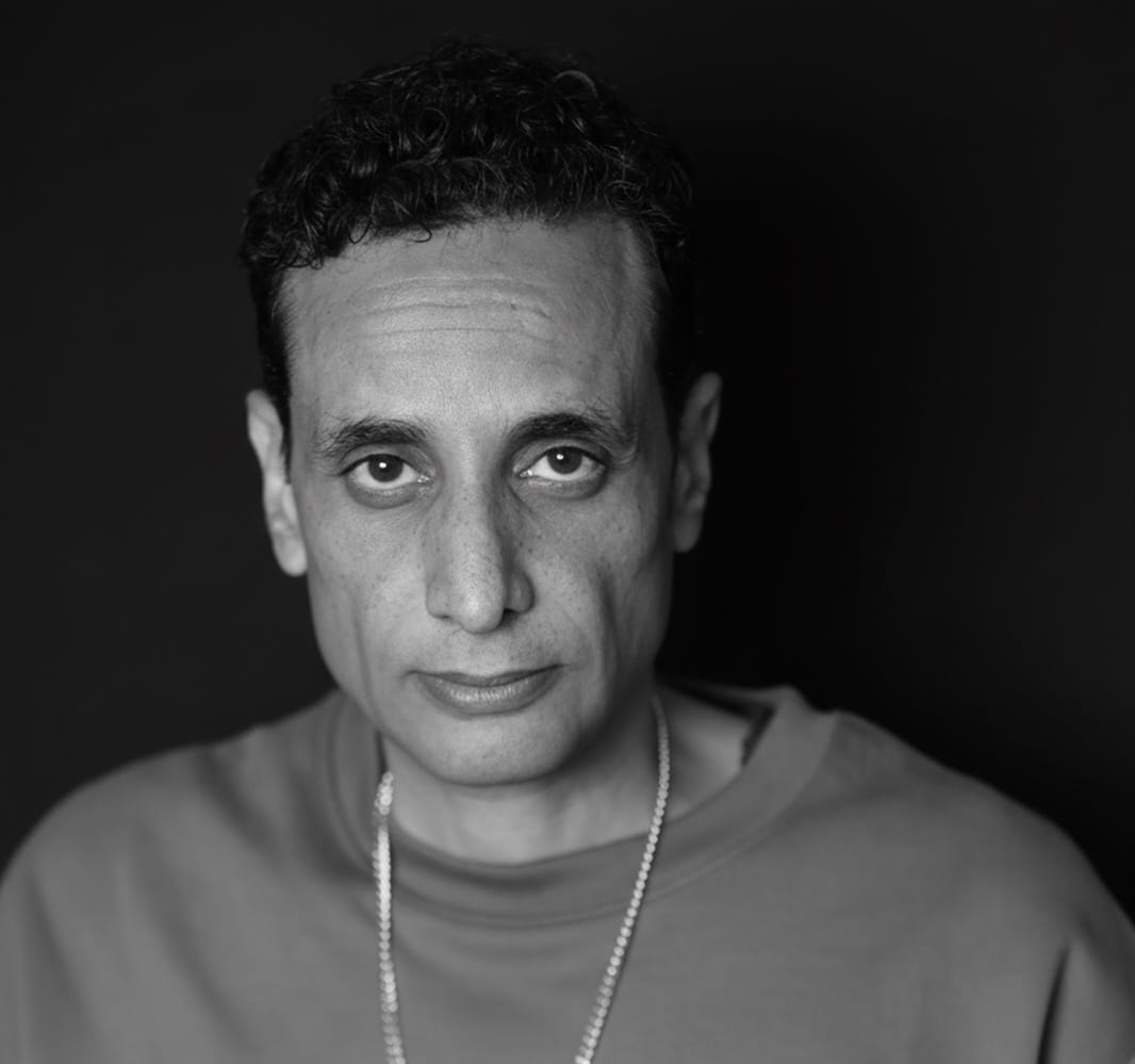 <strong>الفنان صالح</strong>