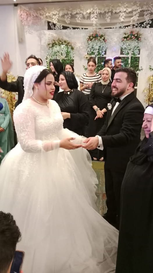 عروسين حدائق العاصمة