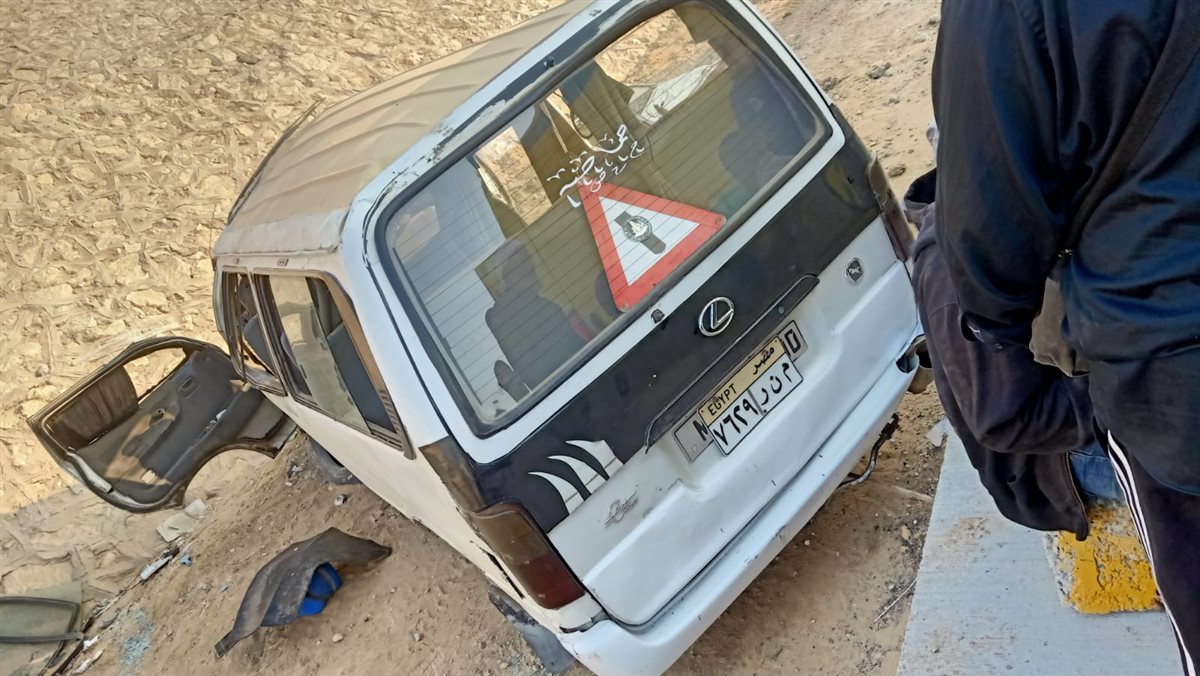 &nbsp;انقلاب ميكروباص على الطريق الإقليمي يُصيب 3 أشخاص بينهم سورية