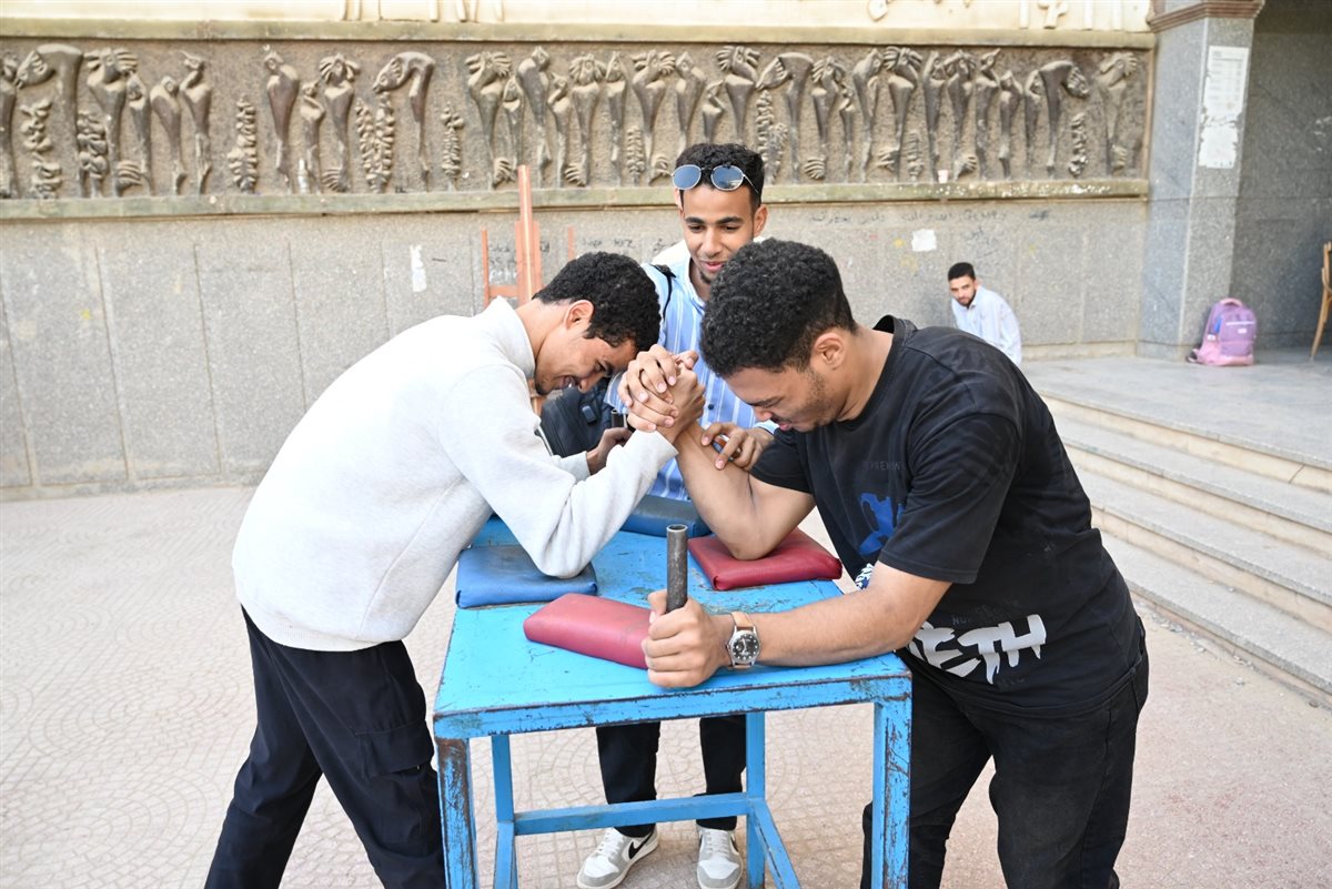 طلاب من اجل مصر بجامعة الفيوم
