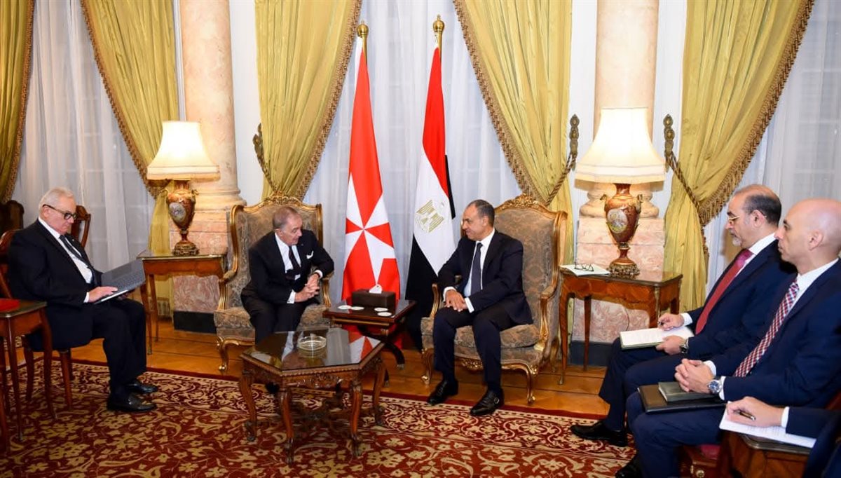 وزير الخارجية مع وزير خارجية منظمة فرسان مالطا