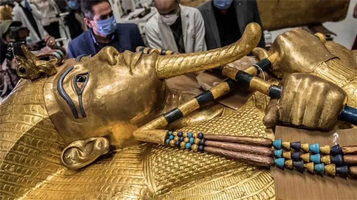 افتتاح المتحف المصري الكبير