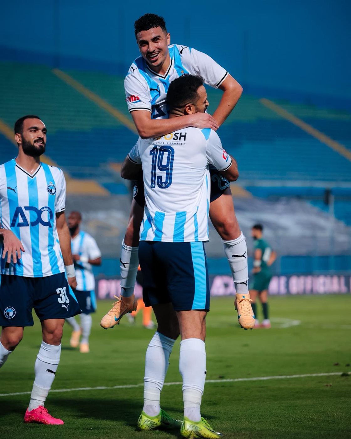 بيراميدز