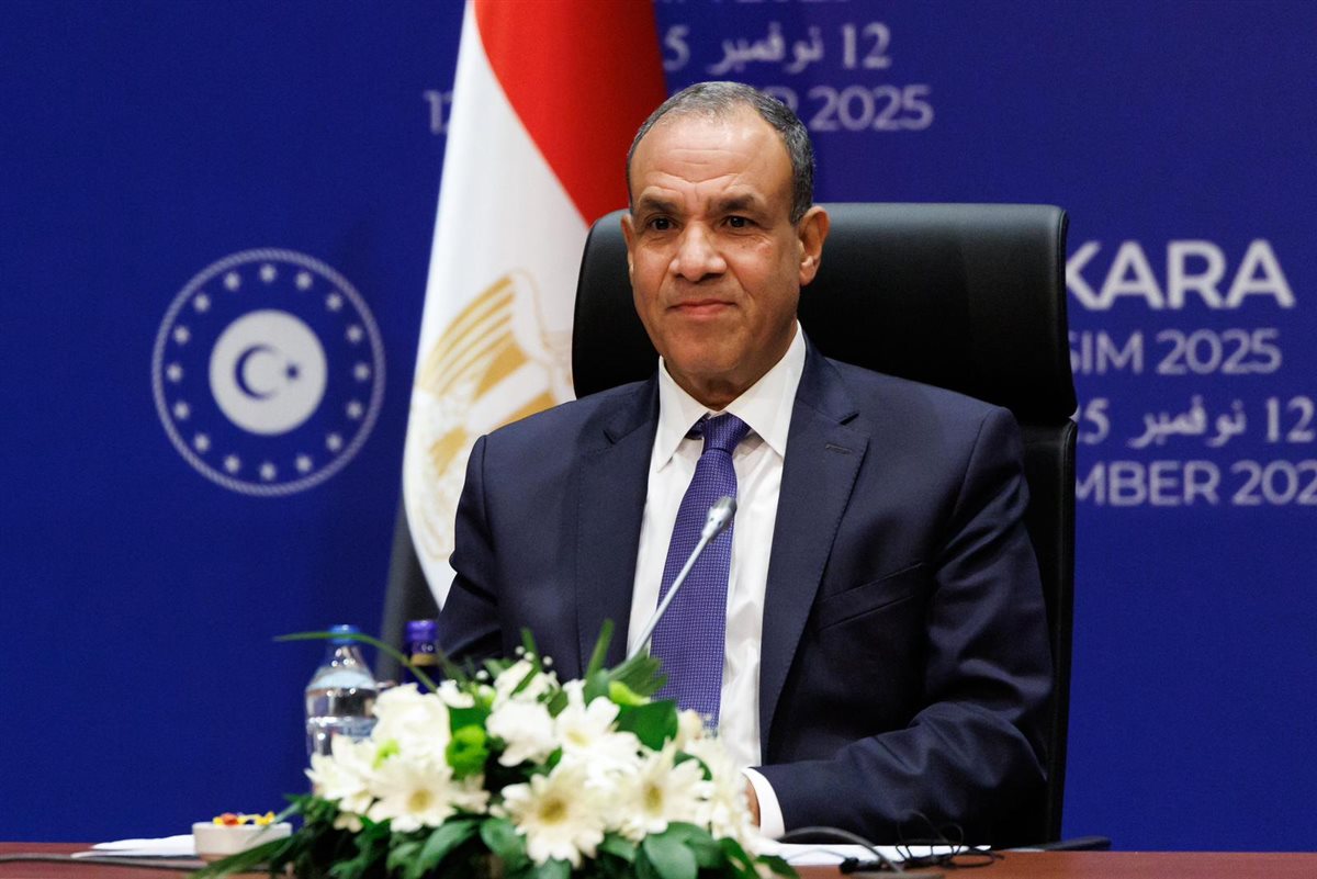 <strong>وزير الخارجية </strong>
